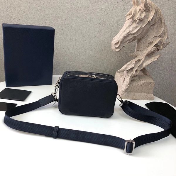 book tote quality leather bags handbags zipper wallet women handbag crossbody soho disco shoulder bag fringed messenger bagss purse 17*12.5
book tote quality leather bags handbags zipper wallet women handbag crossbody soho disco shoulder bag fringed messenger bagss purse 17*12.5