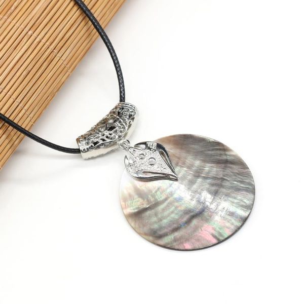 natural shell pendent necklace leather rope round hollow flower charming pendant for women gift necklaces, Silver
natural shell pendent necklace leather rope round hollow flower charming pendant for women gift necklaces, Silver