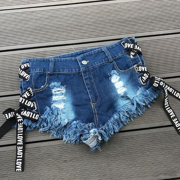 1pcs women's 2021 arrival casual summer pocket jeans denim women shorts high waists tassel bandage short, Blue
1pcs women's 2021 arrival casual summer pocket jeans denim women shorts high waists tassel bandage short, Blue