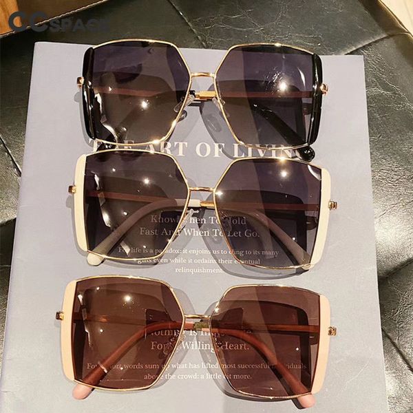 sunglasses 47524 square polarized lenses originality charm fashion stylish and elegant women's shade uv400, White;black
sunglasses 47524 square polarized lenses originality charm fashion stylish and elegant women's shade uv400, White;black