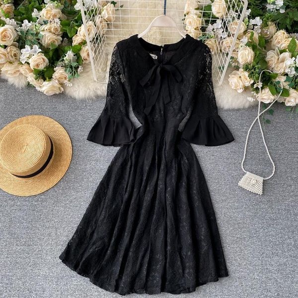 casual dresses 2021lady fashion 2021 retro a-line dress women round neck flared sleeve lace embroidered mesh crochet elegant vestidos j65, Black;gray
casual dresses 2021lady fashion 2021 retro a-line dress women round neck flared sleeve lace embroidered mesh crochet elegant vestidos j65, Black;gray