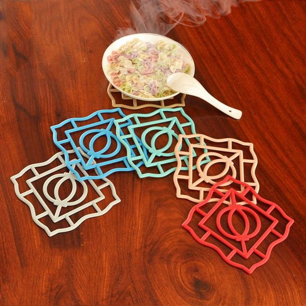 mats & pads 2021 chinese rubber kitchen placemat for dining table heat-resistant pot holder cup and mugs drink insulation
mats & pads 2021 chinese rubber kitchen placemat for dining table heat-resistant pot holder cup and mugs drink insulation