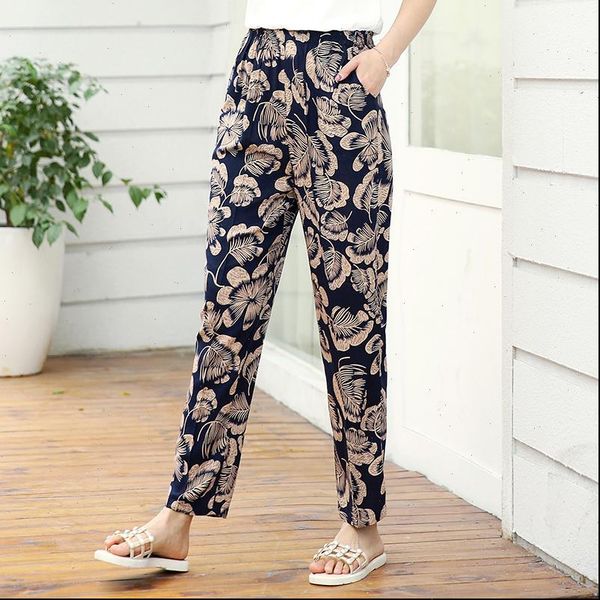 22 women capri colors summer casual pencil pants xl 5xl plus size high waist elastic middle aged, Black;white
22 women capri colors summer casual pencil pants xl 5xl plus size high waist elastic middle aged, Black;white