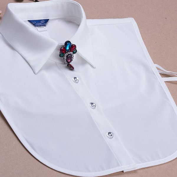 women's blouses & shirts 2021 vintage lady autumn winter shirt women pearl personality bead false collar saving removable wild fake cry, White
women's blouses & shirts 2021 vintage lady autumn winter shirt women pearl personality bead false collar saving removable wild fake cry, White