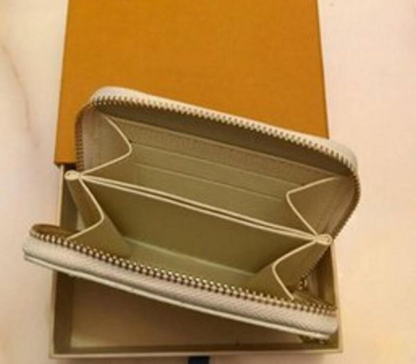 classic brown purses flower design short wallet men women real leather wallet single zipper coin purse with gift box, Red;black
classic brown purses flower design short wallet men women real leather wallet single zipper coin purse with gift box, Red;black