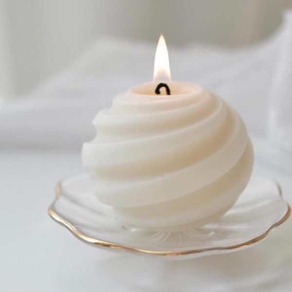 craft tools 3d spiral shape ball of wool candle silicone molds cake wax soap mould diy aromatherarpy perfume decoration
craft tools 3d spiral shape ball of wool candle silicone molds cake wax soap mould diy aromatherarpy perfume decoration