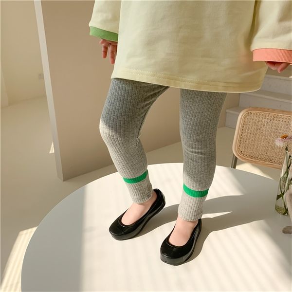 girls printing casual leggings 2-7 years kids cotton skinny pants 3 colors trousers 210708, Blue
girls printing casual leggings 2-7 years kids cotton skinny pants 3 colors trousers 210708, Blue