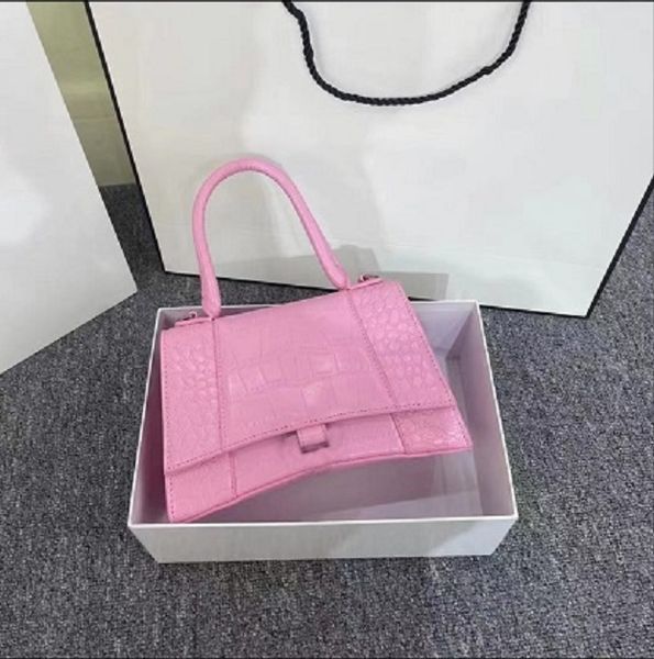 handbag luxurys bags designer tote bag branded crossbody claic wallet ladie hourgla fahion meenger ship
handbag luxurys bags designer tote bag branded crossbody claic wallet ladie hourgla fahion meenger ship