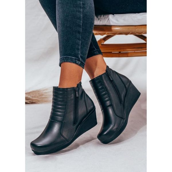 boots black color genuine leather season 2021 fashion winter autmn dual zipper standard mold casual comfortable women shoes
boots black color genuine leather season 2021 fashion winter autmn dual zipper standard mold casual comfortable women shoes