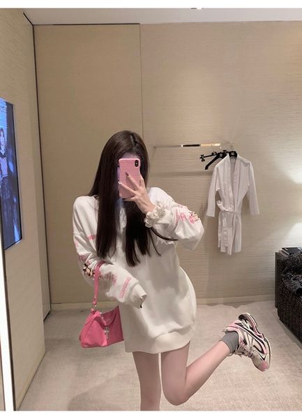 brand hoodie chaopai series new bikini pattern in autumn and winter 21 pink letter printing thickened loose comfortable sweater, Black
brand hoodie chaopai series new bikini pattern in autumn and winter 21 pink letter printing thickened loose comfortable sweater, Black