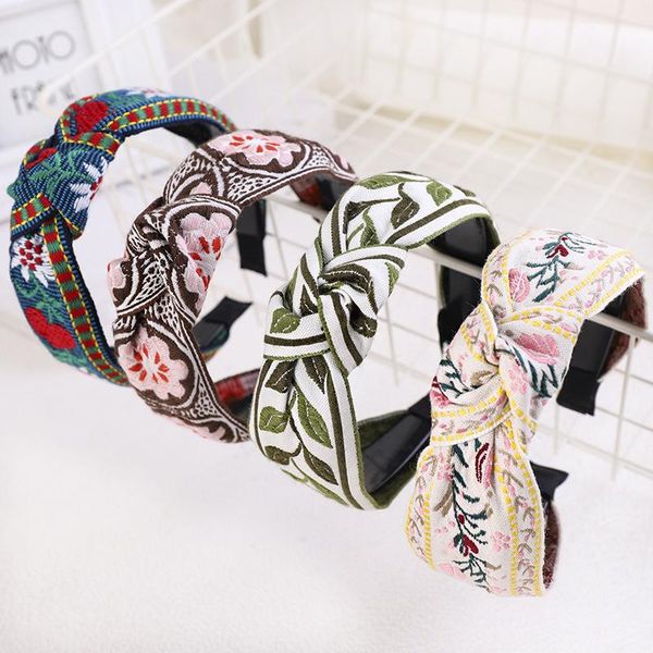 bohemian hairband ethnic wind thorn embroidered flower headband celebrity style simple hairpin female wholesale c958 hair clips & barrettes, Golden;silver
bohemian hairband ethnic wind thorn embroidered flower headband celebrity style simple hairpin female wholesale c958 hair clips & barrettes, Golden;silver
