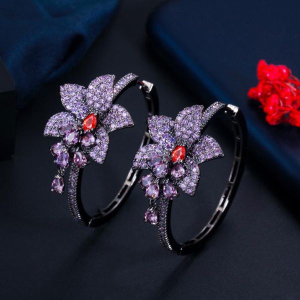 hoop & huggie studded colored zircons exaggerated flower pattern circle earrings water drop camellia eardrop, Golden;silver
hoop & huggie studded colored zircons exaggerated flower pattern circle earrings water drop camellia eardrop, Golden;silver