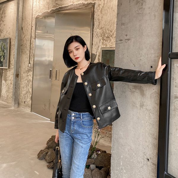 women's leather & faux sheep skin jacket with pockets, high fashion, , round collar, single-breasted, women's loose leather for au, Black
women's leather & faux sheep skin jacket with pockets, high fashion, , round collar, single-breasted, women's loose leather for au, Black