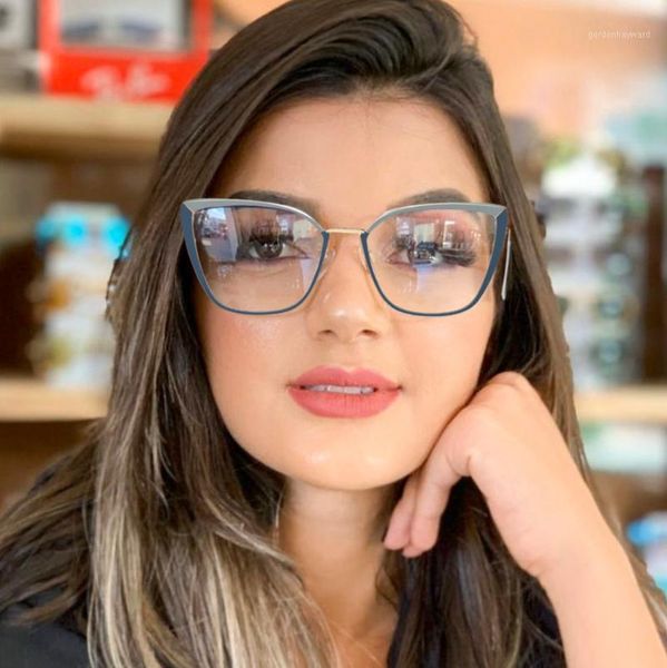 fashion metal anti blue light glasses versatile two color frame spring leg art sunglasses, White;black
fashion metal anti blue light glasses versatile two color frame spring leg art sunglasses, White;black