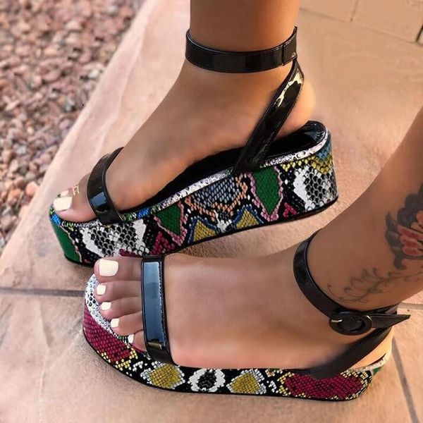 dress shoes spring/summer 2021 women retro color snake pattern word with thick bottom roman print sandals outdoor wild slippers, Black
dress shoes spring/summer 2021 women retro color snake pattern word with thick bottom roman print sandals outdoor wild slippers, Black
