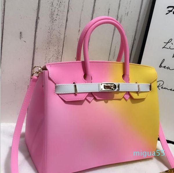 famous women bag classical women handbag with serial number large capacity shoulder tote bags day clutch purse
famous women bag classical women handbag with serial number large capacity shoulder tote bags day clutch purse