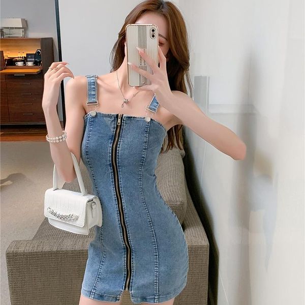 casual dresses girl suspender 2021 summer design sense slim shoulder denim dress women's, Black;gray
casual dresses girl suspender 2021 summer design sense slim shoulder denim dress women's, Black;gray