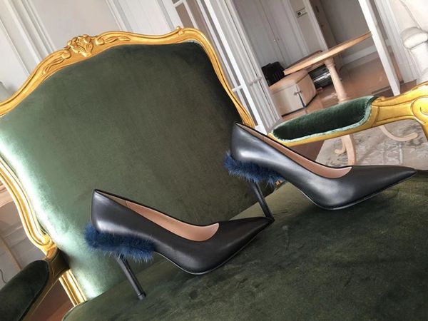 red bottom shoes women designer patent leather high heels dress shoess slip-on pointed toes womens shoe lady sandals with logo and box size, Black
red bottom shoes women designer patent leather high heels dress shoess slip-on pointed toes womens shoe lady sandals with logo and box size, Black