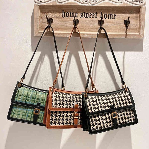 handbag bag 2021 fashion single shoulder women's high sense messenger checkered small square, Black;red
handbag bag 2021 fashion single shoulder women's high sense messenger checkered small square, Black;red