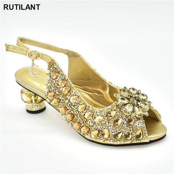 dress shoes fashion daily slippers for ladies shoe sweet style royal wedding party slingbacks sandals designer women luxury 2021, Black
dress shoes fashion daily slippers for ladies shoe sweet style royal wedding party slingbacks sandals designer women luxury 2021, Black