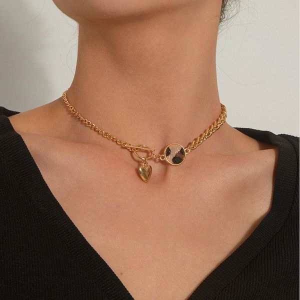 pendant necklaces 2021 fashionable heart-shaped leopard print disc necklace for women jewelry gift, Silver
pendant necklaces 2021 fashionable heart-shaped leopard print disc necklace for women jewelry gift, Silver