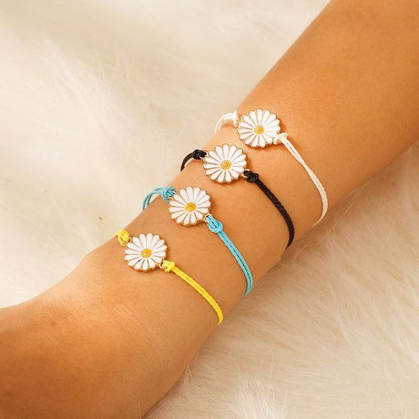 charm bracelets 4pcs/set fashion sun flower for women boho handmade colorful rope chain statement bracelet jewelry gift 2021, Golden;silver
charm bracelets 4pcs/set fashion sun flower for women boho handmade colorful rope chain statement bracelet jewelry gift 2021, Golden;silver