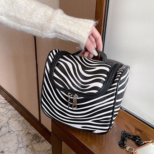 cosmetic bag large capacity waterproof hook wash simple fashion multifunctional travel cosmetics storage
cosmetic bag large capacity waterproof hook wash simple fashion multifunctional travel cosmetics storage
