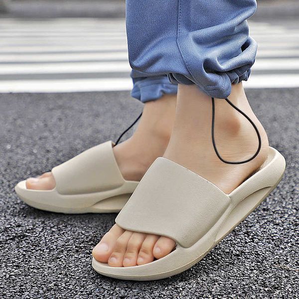 spring 2021 new coconut home flip flop korean trend youth leisure couple slippers, Black
spring 2021 new coconut home flip flop korean trend youth leisure couple slippers, Black