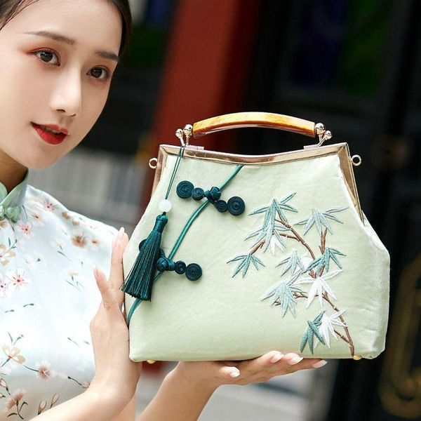 evening bags shell lock handmade women fringe embroidery bag chic lady vintage shoulder crossbody 2021 's handbags 120cm chain
evening bags shell lock handmade women fringe embroidery bag chic lady vintage shoulder crossbody 2021 's handbags 120cm chain