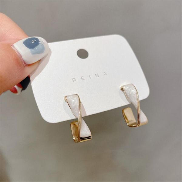 hoop & huggie yaologe 2021 fashion 2 color twist enamel earrings vintage alloy round circle for women gift girls party jewelry oorbellen, Golden;silver
hoop & huggie yaologe 2021 fashion 2 color twist enamel earrings vintage alloy round circle for women gift girls party jewelry oorbellen, Golden;silver