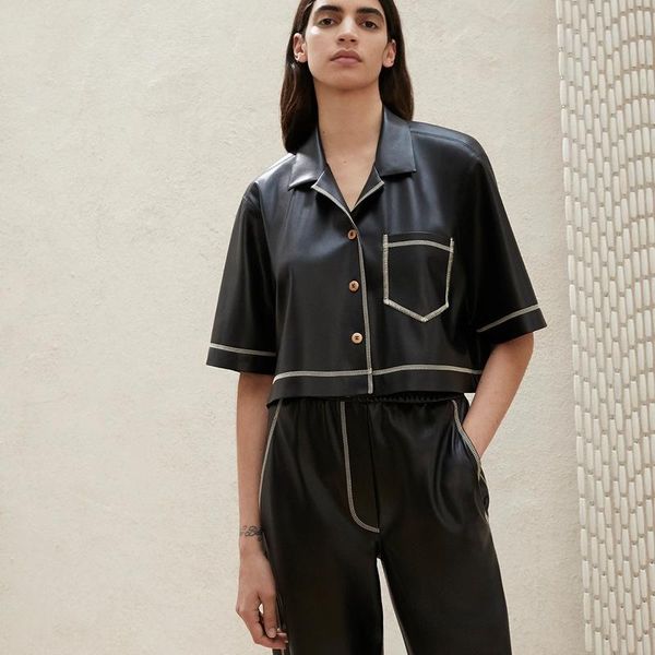 women's fur & faux 2021 notched collar pu leather short sleeve coat for women, Black
women's fur & faux 2021 notched collar pu leather short sleeve coat for women, Black