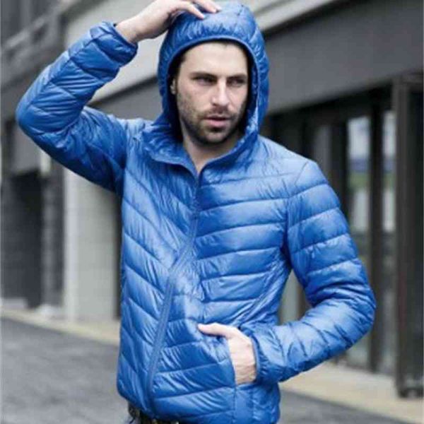 2020 men 90 duck men ultralight down et outdoors winter parka with carry bag, Black
2020 men 90 duck men ultralight down et outdoors winter parka with carry bag, Black