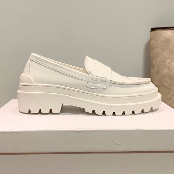 womens dress shoes platform loafers spring fashion design for wedding party with alphabet white black apricot size 35-40
womens dress shoes platform loafers spring fashion design for wedding party with alphabet white black apricot size 35-40