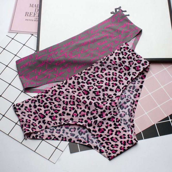 flower letter cotton seamless briefs dot women intimate underwear fashion striped ladies soft invisible panties, Black;white
flower letter cotton seamless briefs dot women intimate underwear fashion striped ladies soft invisible panties, Black;white