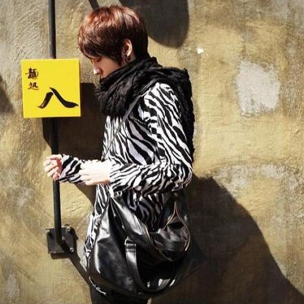 men's t-shirts korean version of the zebra pattern slim round neck long-sleeved t-shirt tide shirt large size host night s, White;black
men's t-shirts korean version of the zebra pattern slim round neck long-sleeved t-shirt tide shirt large size host night s, White;black