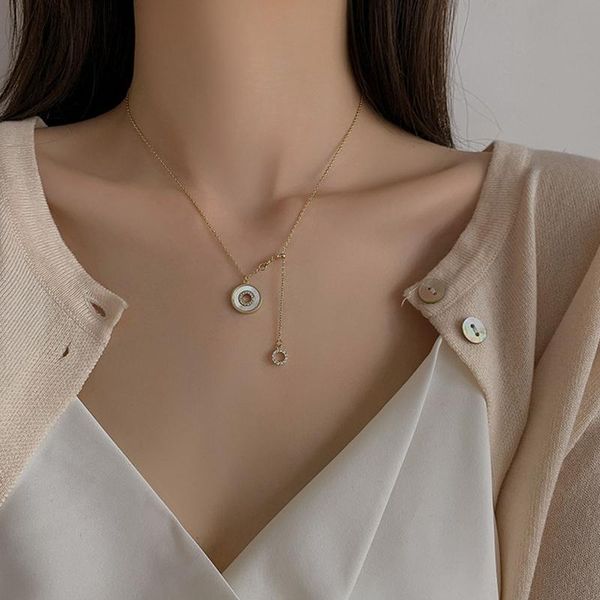 pendant necklaces classic shell choker for women girls chic charm necklace, Silver 
pendant necklaces classic shell choker for women girls chic charm necklace, Silver