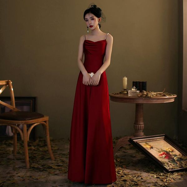 ethnic clothing burgundy female engagement dress spaghetti strap zipper a-line cheongsam floor length maxi dresses exquisite backless q, Red
ethnic clothing burgundy female engagement dress spaghetti strap zipper a-line cheongsam floor length maxi dresses exquisite backless q, Red