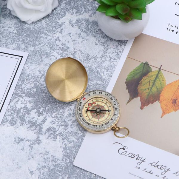 pure pocket watch style vintage designed clamshell compass(golden) outdoor gadgets
pure pocket watch style vintage designed clamshell compass(golden) outdoor gadgets