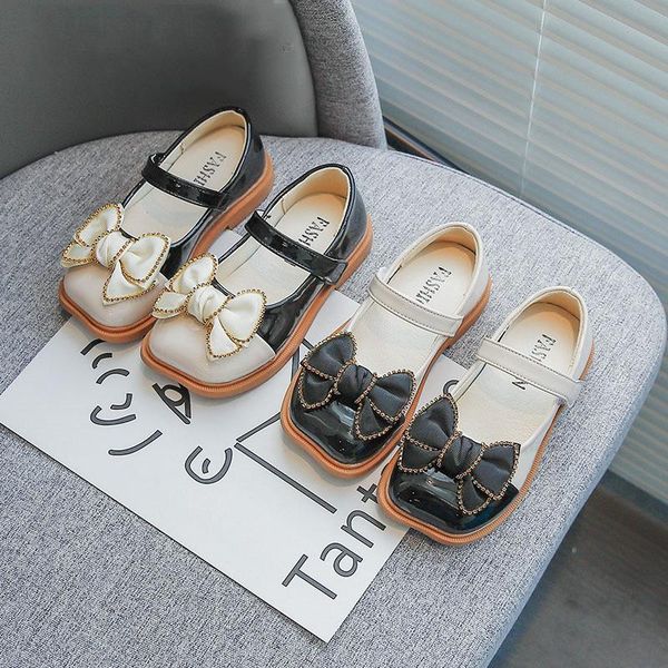 sandals children shoes for toddlers children's flat spring autumn baby girls cute bow princess size 26-36, Black;red
sandals children shoes for toddlers children's flat spring autumn baby girls cute bow princess size 26-36, Black;red