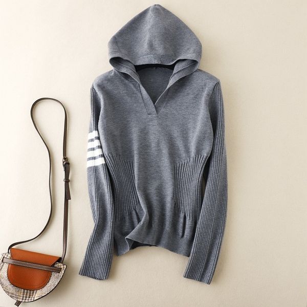 tb pullover hooded sweater women's 2021 early autumn new college style loose and versatile outer wearing bottomed sweater top, White;black
tb pullover hooded sweater women's 2021 early autumn new college style loose and versatile outer wearing bottomed sweater top, White;black