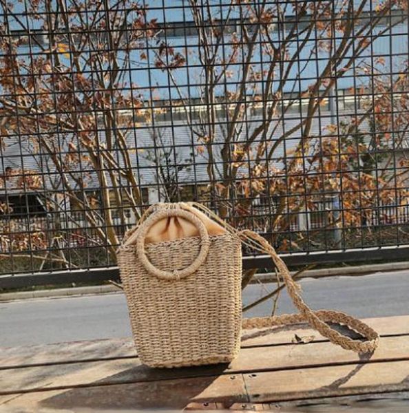 shoulder bags 2021 fashion summer ladies handmade rattan ring straw bag woven crossbody beach square handbag
shoulder bags 2021 fashion summer ladies handmade rattan ring straw bag woven crossbody beach square handbag