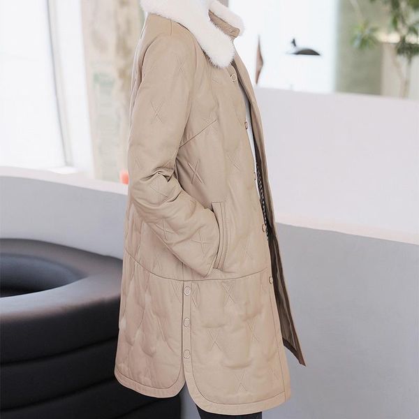 women's jackets 2021 designer temperament leather down jacket medium and long hooded coat sheep fur, Black;brown
women's jackets 2021 designer temperament leather down jacket medium and long hooded coat sheep fur, Black;brown