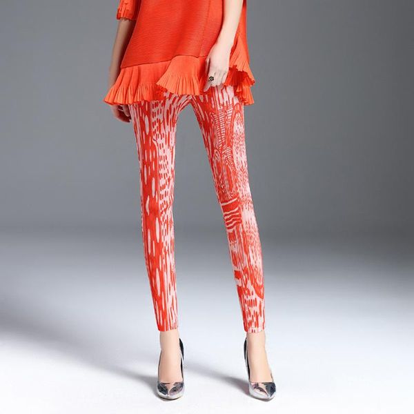 women's pants & capris lanmrem pleated wave pattern orange print woman pencil casual simple fashion 2021 summer tv114, Black;white
women's pants & capris lanmrem pleated wave pattern orange print woman pencil casual simple fashion 2021 summer tv114, Black;white