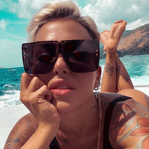 sunglasses fashion vintage oversized square women men big frame lady flat rivet cool sun glasses shades, White;black
sunglasses fashion vintage oversized square women men big frame lady flat rivet cool sun glasses shades, White;black