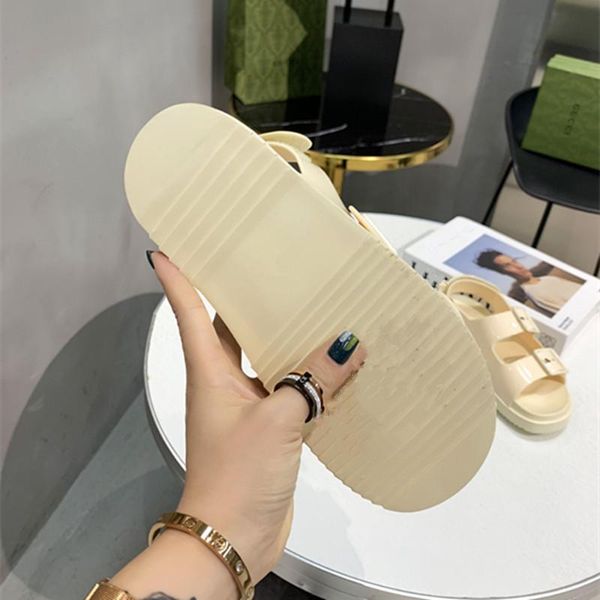2021 fashion women's jelly sports sandals the latest designer shoes give different comfort experience and luxury colorful to choose goo, Black
2021 fashion women's jelly sports sandals the latest designer shoes give different comfort experience and luxury colorful to choose goo, Black