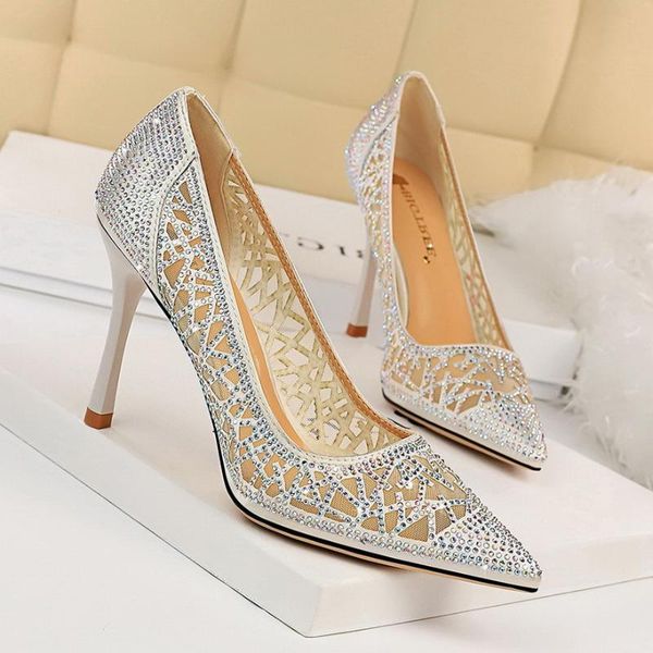 dress shoes korean fashion banquet high heel shallow mouth pointed thin mesh hollow shiny diamond women's single, Black
dress shoes korean fashion banquet high heel shallow mouth pointed thin mesh hollow shiny diamond women's single, Black