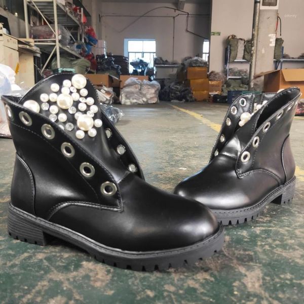 boots women's autumn round toe thick flat with lace pearl low tube wild personality1, Black
boots women's autumn round toe thick flat with lace pearl low tube wild personality1, Black