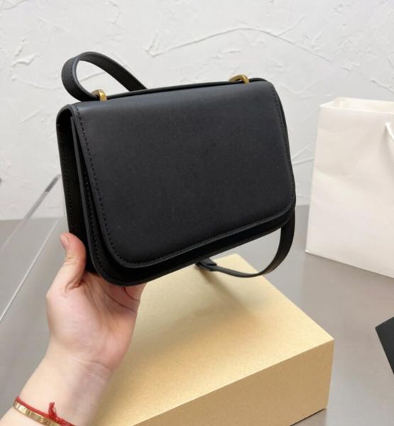 genuine black leather women's handbag shoulder bags crossbody bags messenger bag23cm*16cm
genuine black leather women's handbag shoulder bags crossbody bags messenger bag23cm*16cm