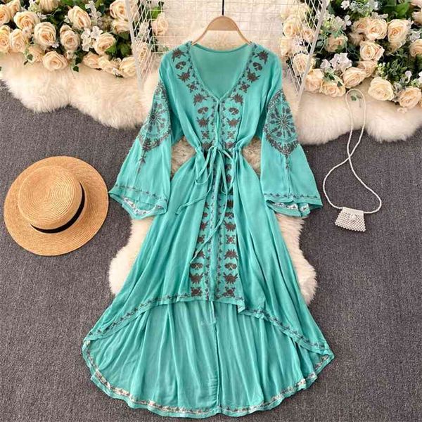 spring autumn dress female temperament v-neck retro trumpet sleeve embroidery bohemian mid-length uk912 210507, Black;gray
spring autumn dress female temperament v-neck retro trumpet sleeve embroidery bohemian mid-length uk912 210507, Black;gray