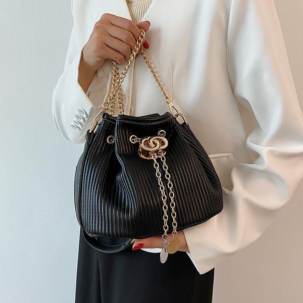 outdoor bags 2021 woman handbag large capacity shopping bag fashion shoulder female pu tote luxury designer handbags
outdoor bags 2021 woman handbag large capacity shopping bag fashion shoulder female pu tote luxury designer handbags